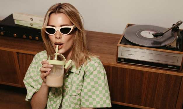 Nika Turković složila je savršenu 90s playlistu za Nespresso